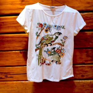 Women's embroidered "Parrot" top
